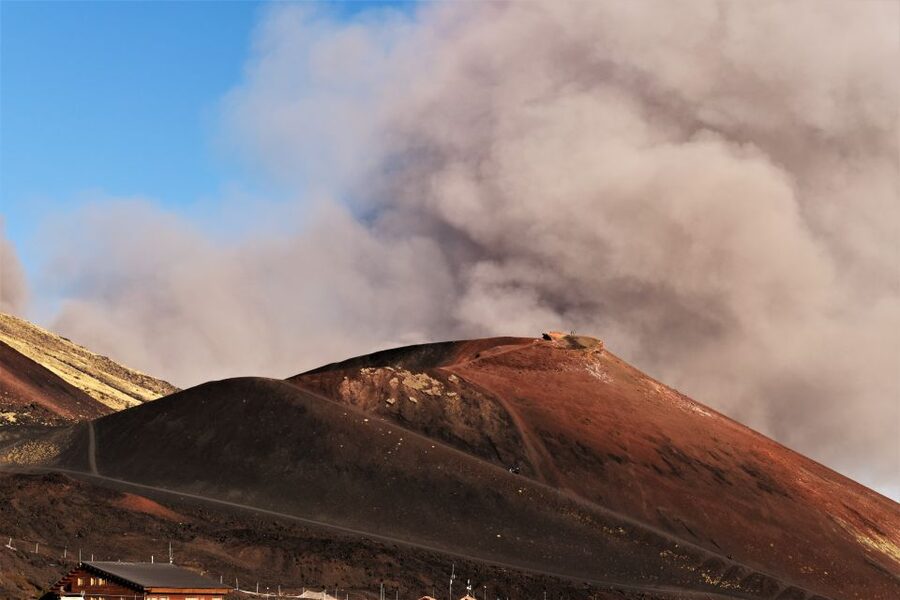 Catania: Etna Morning or Sunset Trek with Lava Tunnel & Gear - The eruptive theater of 2001: where the geology gets personal