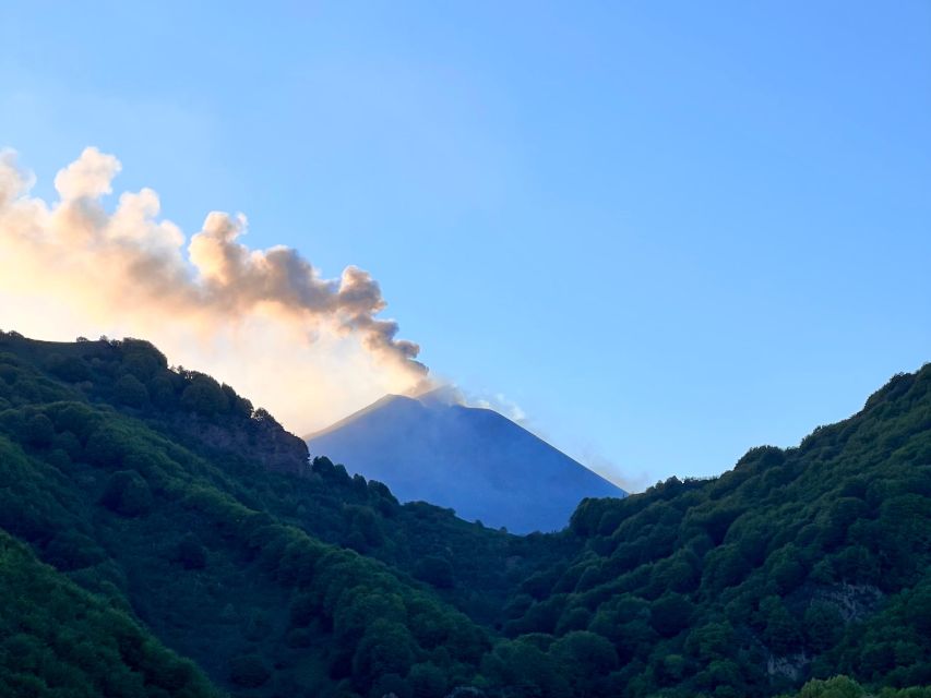 Catania: Etna Sunset Tour with Pickup and Drop-off - Valle del Bove: A Lava Story You Can See