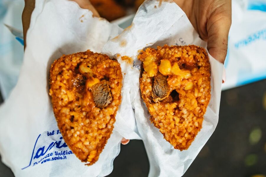 Catania: Guided Street Food Walking Tour - Guides Who Actually Make It Fun: Giovanni, Alessandra, and More