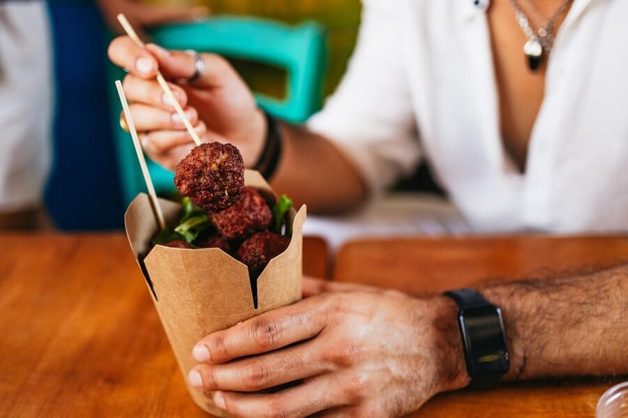 Catania: Guided Street Food Walking Tour - Morning vs Evening: What Changes in the Food Stops