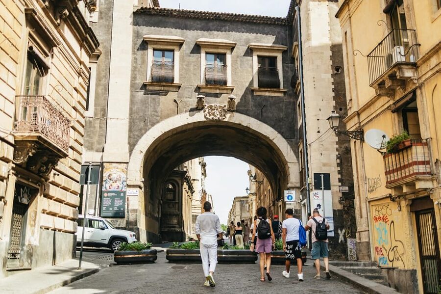 Catania: Guided Street Food Walking Tour - Via Crociferi to Piazza Duomo: Baroque Churches Plus Real Market Energy