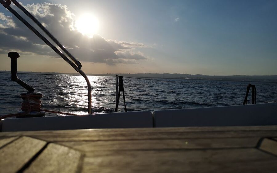 Catania: Guided Sunset Sailing Trip with Aperitif & Prosecco - Private vs Non-Private: Pick the Atmosphere You Want