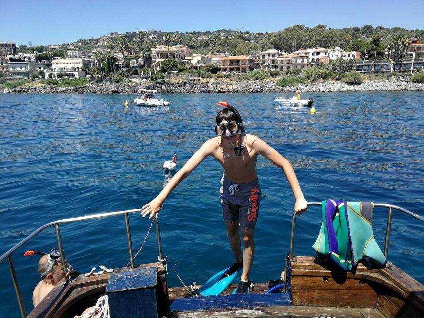 Catania, Isole Ciclopi: Snorkeling Trip - Equipment and safety: what you’re given and how to use it well