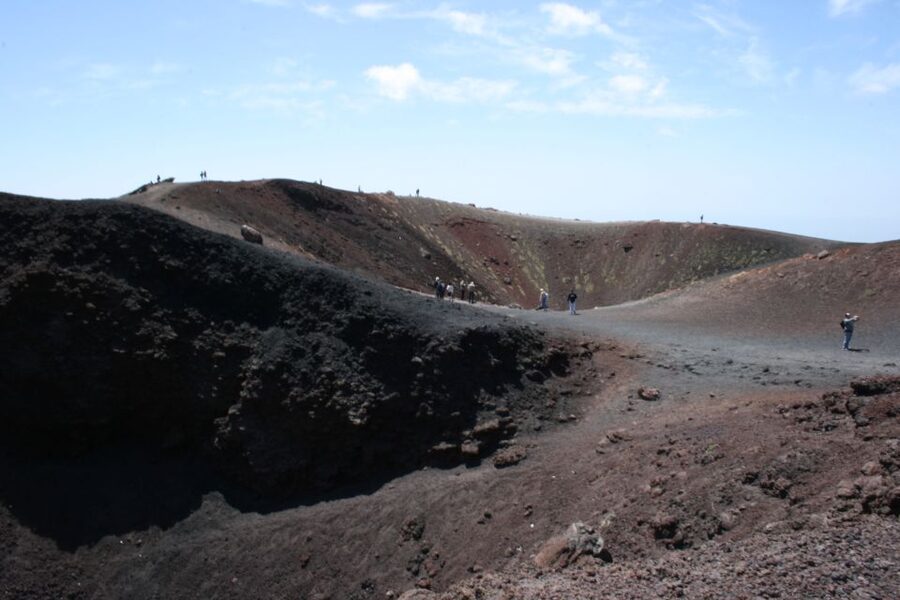 Catania: Mount Etna Volcano and Alcantara Park Tour - Lunch, time pressure, and what you should do with the 8.5 hours