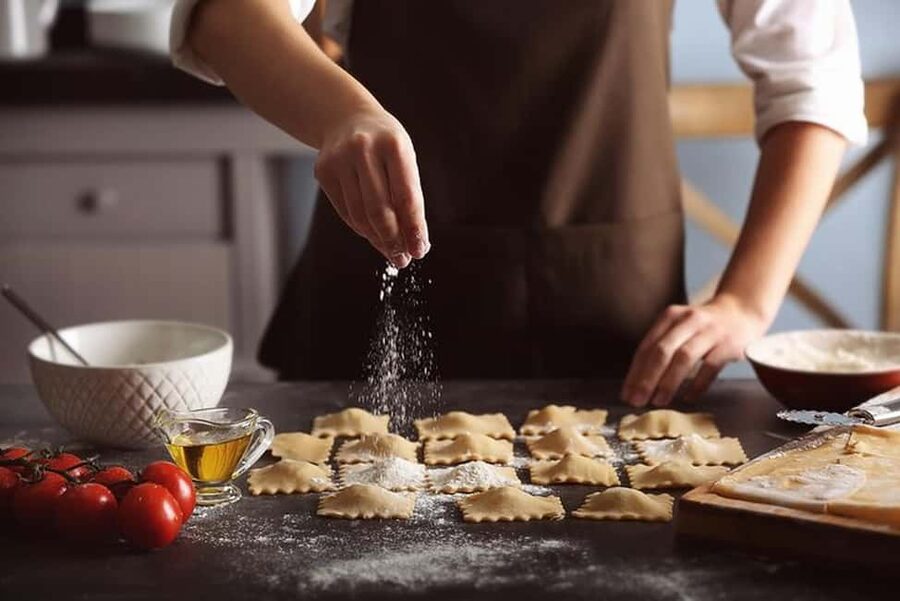 Catania: Pistachio Ravioli, Pasta Home Cooking Class w/ Wine - Timing: The Class Length, the Dough Rest, and When to Plan Your Evening