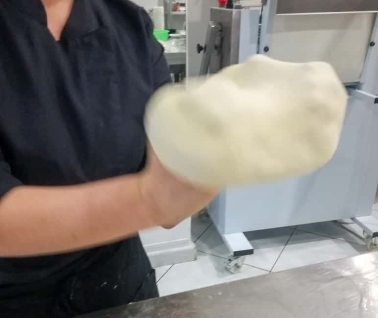 Catania: Pizza Cooking Class - Your pizzaiolo sets the pace (and the station)