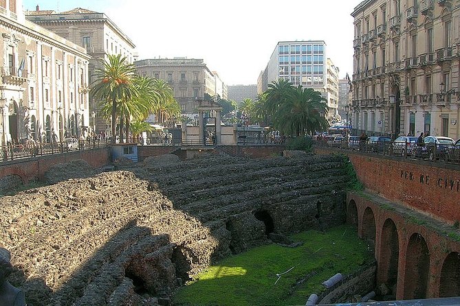 Catania Private Walking Tour with "Arancino and Cannolo" Tasting - Piazza del Duomo: Elephant Fountain and Sant’Agatha Cathedral