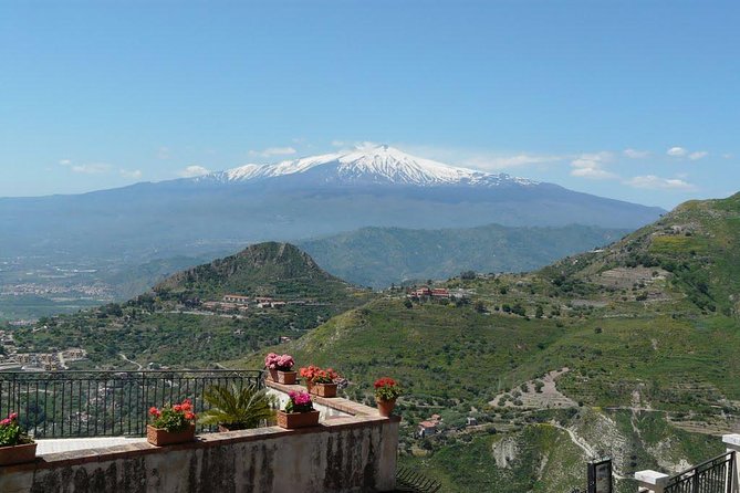 Catania Shore Excursion: Catania to Taormina and Castelmola - Ancient City Door and Palazzo Corvaja: Start Taormina Right