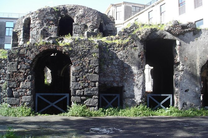Catania Sotterranea Classic - Terme Achilliane: Thermal Baths Under Piazza Duomo (Included)