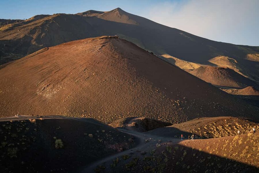 Catania: Stunning Etna Sunset Tour with Pickup and Drop-Off - Why an Etna sunset tour feels different