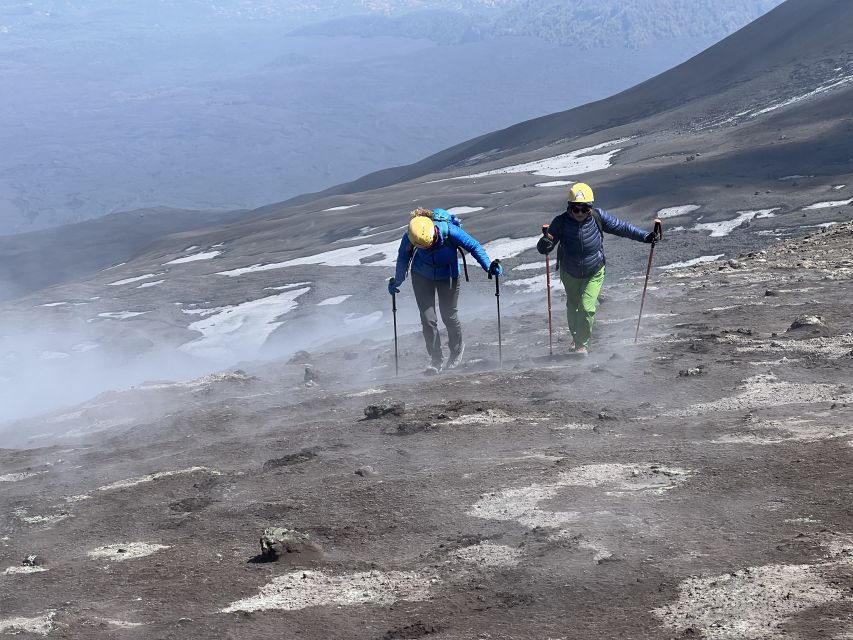 Catania: Summit Craters from North Etna with 4x4 vehicles - A North Etna summit hike that actually takes you to the work