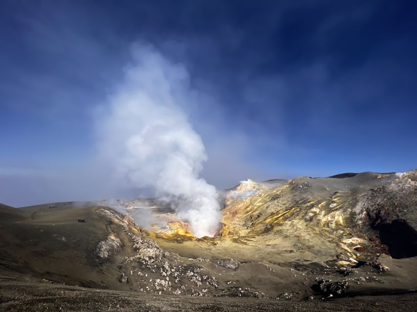 Catania: Summit Craters from North Etna with 4x4 vehicles - Getting to Piano Provenzana: 8:00am start and altitude reality
