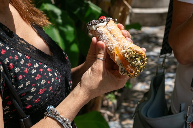 Catania: The Sweet Side of Sicily – A Food Tour by Do Eat Better - Stop 2: Piazza Università and cassatina Siciliana in bite-size form