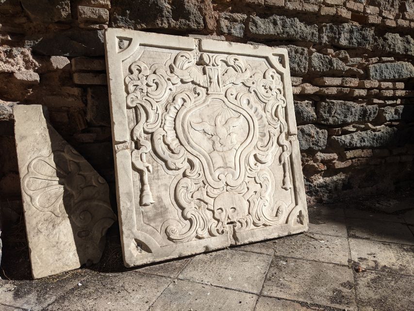 Catania: Underground and Street Food Walking Tour - Etna’s Power in a Prehistoric Cave: Volcanic Time, Explained
