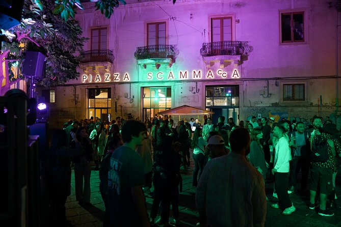 Catania: wine tasting in a metropolitan market - Piazza Scammacca: why this market stop works