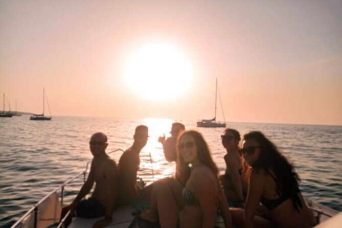 Cefalú Boat Tour with aperitif at sunset - Cefalù Coast Viewing and the Onboard Aperitif During Golden Hour