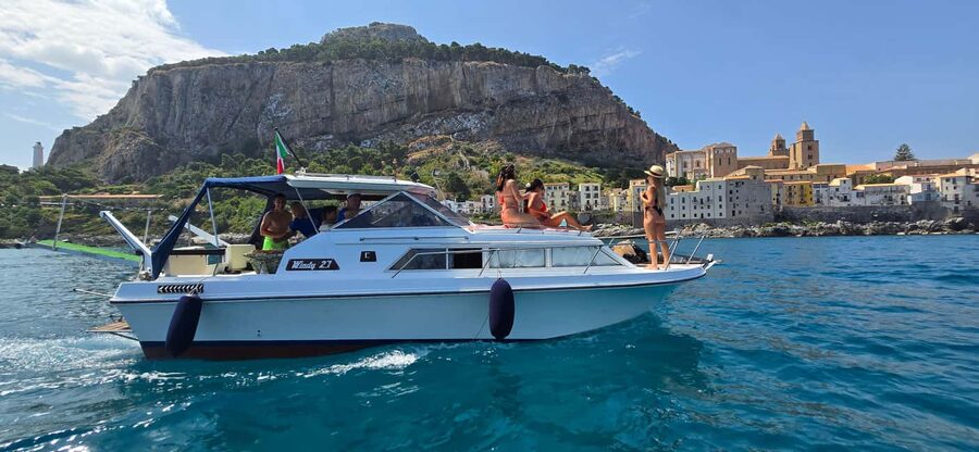 Cefalù: Coast-to-coast boat day trip with snorkeling and aperitif - Cefalù from the water: why this 3-hour format works