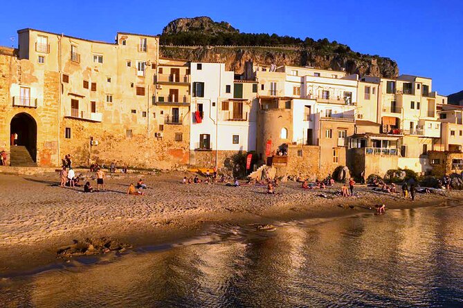 Cefalù: Guided Walking Tour & Cefalu Cathedral Mosaics - Logistics that actually affect your experience