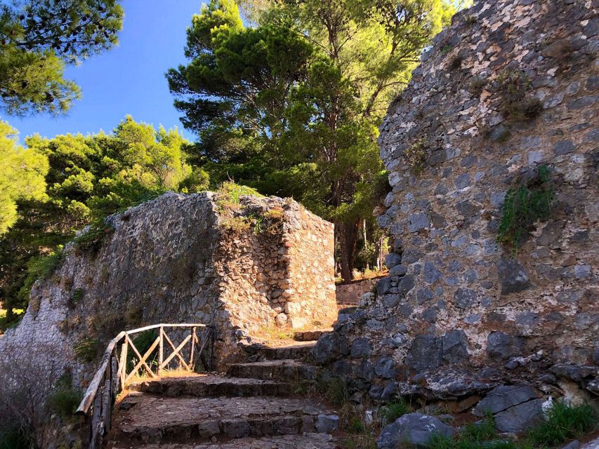 Cefalú: La Rocca Archaeological Park Guided Hiking Tour - Timing: Getting the Best View Over Cefalù (Without Stress)