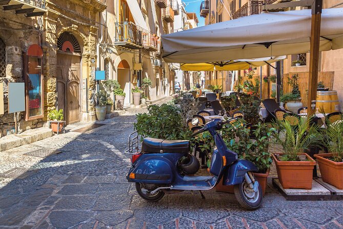 Cefalù Walking Tour with Audio and Written Guide by a Local - Porta Pescara: one surviving gate from the old guarded town