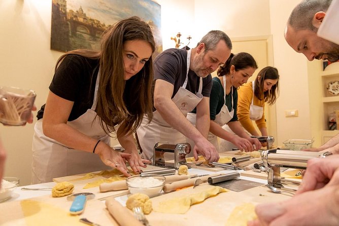 Cesarine: Home Cooking Class & Meal with a Local in Palermo - When arancine show up: why Palermo finger-food matters