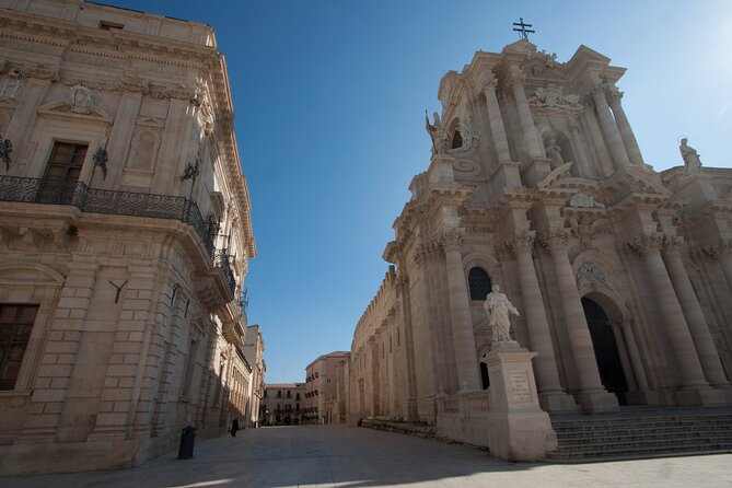 Classical Ortigia Guided Group Tour - Entering Ortigia Fast: Why This 2-Hour Loop Makes Sense