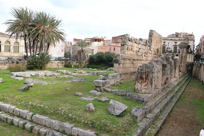 Classical Ortigia Guided Group Tour - Piazza Archimede and the Fontana di Diana