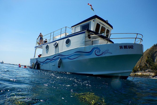 Coast to Coast from Taormina -2 HOURS MINI- CRUISE ISOLABELLA - From Naxos Dock to Taormina Bay in 2 Hours