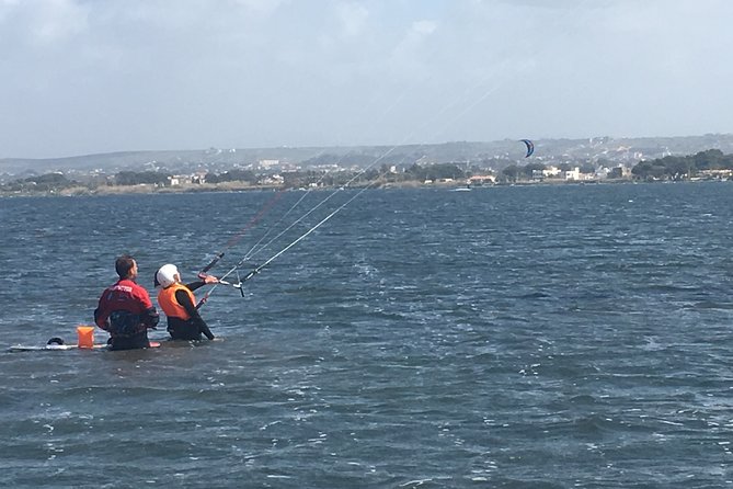 Complete rental of kitesurf equipment - Who this rental package is for: advanced technique and self-rescue readiness