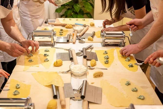 Cooking class at a Cesarina's home with tasting in Siracusa - Key highlights worth marking