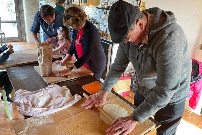 Cooking class in the countryside with Simona - From pasta dough to shaped meals with Simona (and Davide)
