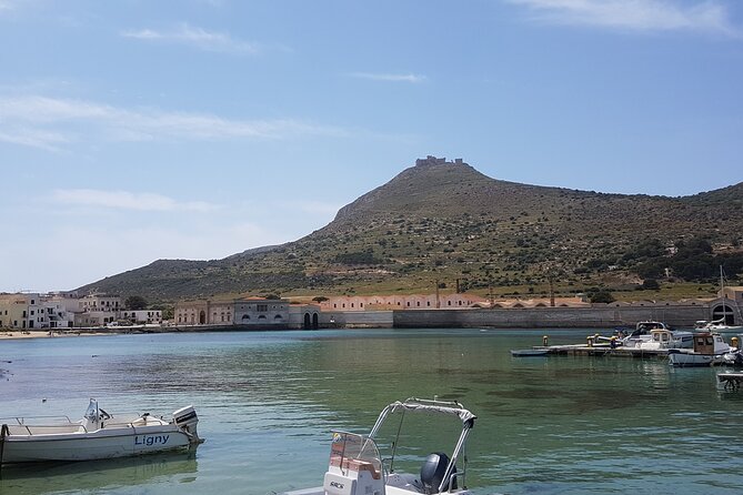Cruise Favignana - Levanzo - The Boat Day: Lunch On Board and What Comes With It
