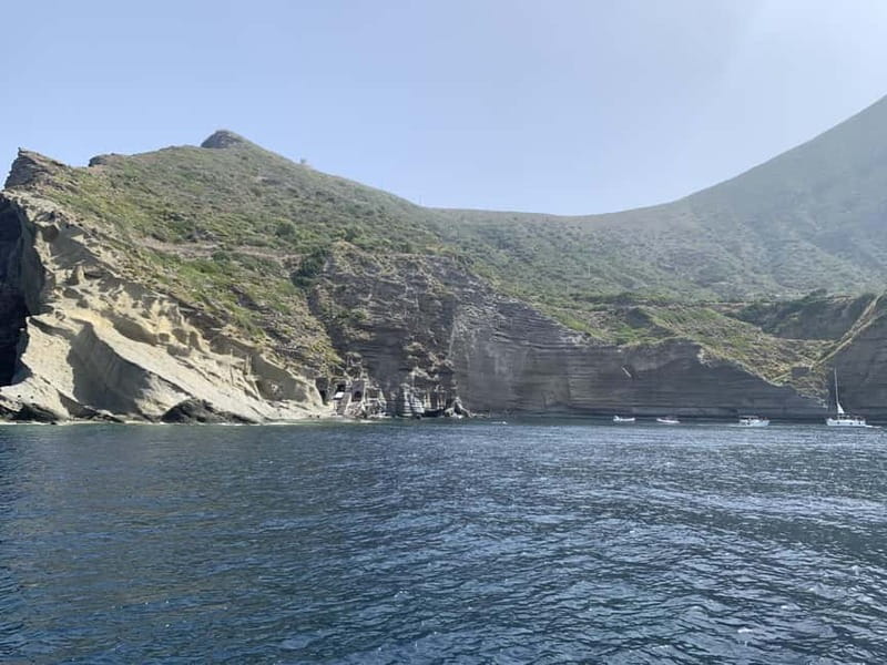 Da Lipari: Tour in Barca Salina e Lipari (7h) PICCOLO GRUPPO - Value: Is $71 a Good Deal for a 7-Hour Island Day?