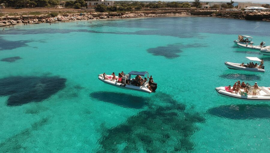 Da Trapani: Escursione alle isole Egadi Favignana & Levanzo - Meeting at Marina Vento di Maestrale and setting out by speedboat