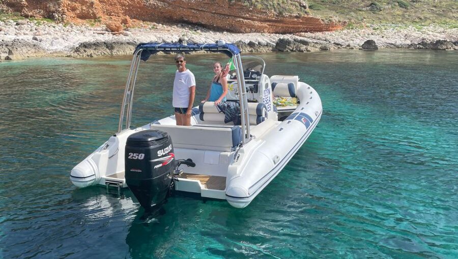 Da Trapani: Escursione alle isole Egadi Favignana & Levanzo - Snorkeling gear, life jackets, and what the “comfortable boat” really means