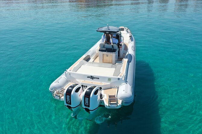 Daily excursions to the Egadi Islands: Favignana and Levanzo - Favignana Port: how to use your 2 hours without wasting them