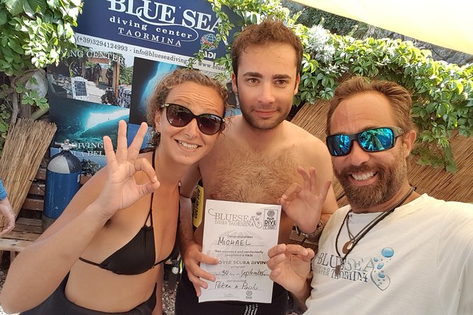 Discover scuba diving - Boat Transfer to the Underwater Site and Your Guided 30-Minute Session