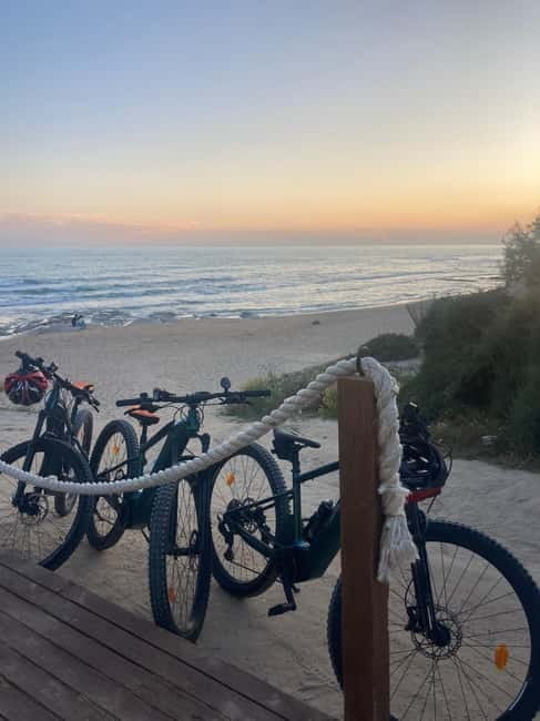 E-Bike: Adventure to the Scala dei Turchi, Sicilian Villages, and a food experience - Snorkeling in season: how the sea time fits the ride