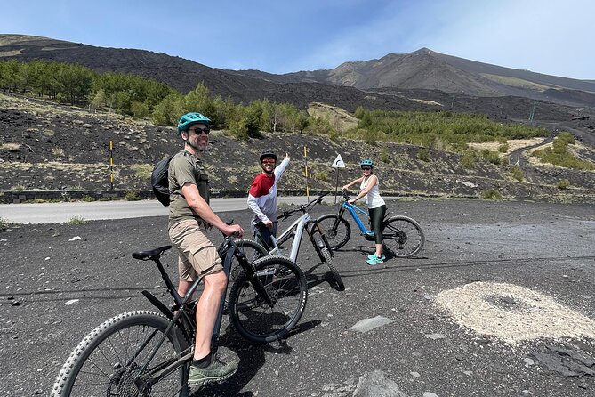 E-bike excursion on Etna - Into Etna Point (Etna Sud): meeting, bikes, and first impressions
