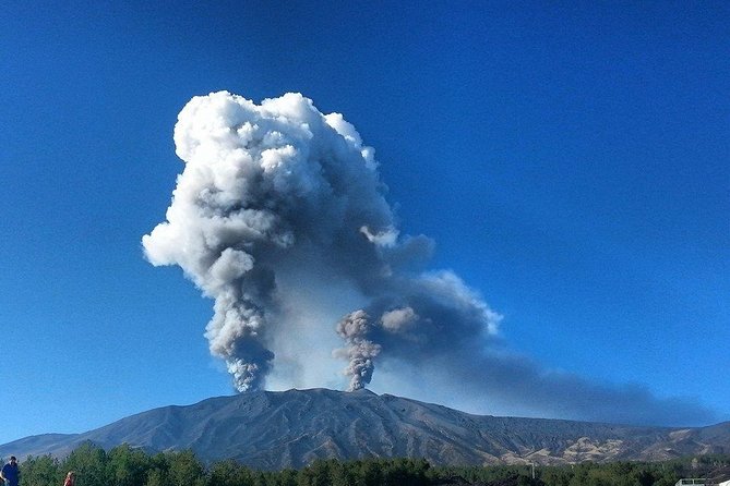 Easy North Etna Hike - Views That Actually Travel: Ionian Sea to Naxos and Calabria