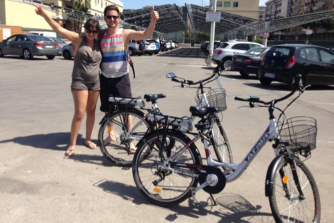 Ebike Rental in Palermo - Sicicla on Via Onorato: pick up, get briefed, and ride