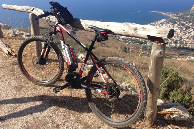 eMTB Rental in Palermo - Meeting at SiciclaVia Onorato: what a smooth start looks like
