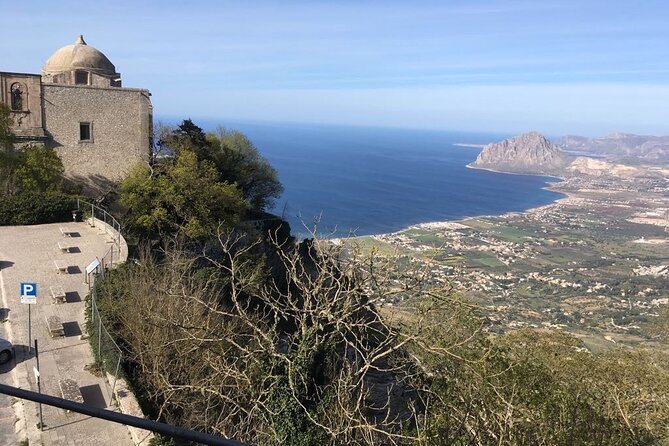 Erice walking-tour, the ancient village and local products (all incl) - San Carlo, Ettore Majorana, and the pizza stop: history you can talk about