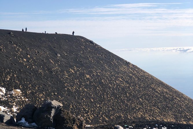 Etna, Acicastello and Acitrezza - Zafferana Etnea tasting: the small break that upgrades the whole day