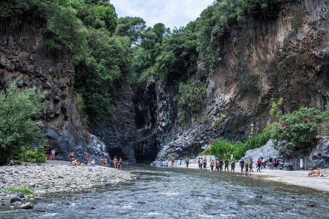 Etna and Alcantara Gorges Excursion - Lunch on Etna: simple, local, and actually included