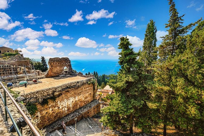 Etna and Taormina con pranzo - What to bring (and what you can ask for)
