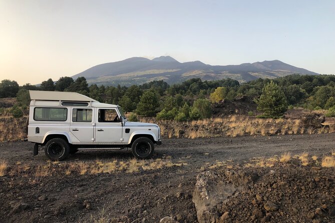 Etna at sunset - 4x4 tour with Sicilian sweet aperitif - MontataGrande tastings and the sweet aperitivo at sunset