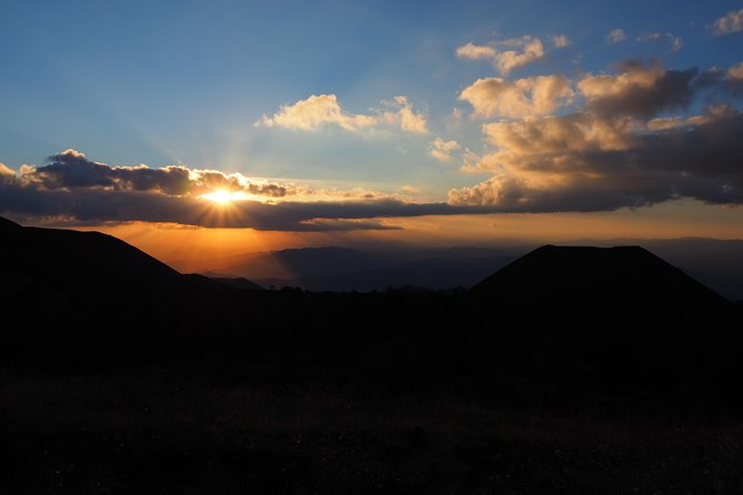 Etna at sunset - 4x4 tour with Sicilian sweet aperitif - What to wear: cold wind, proper shoes, and the jacket question