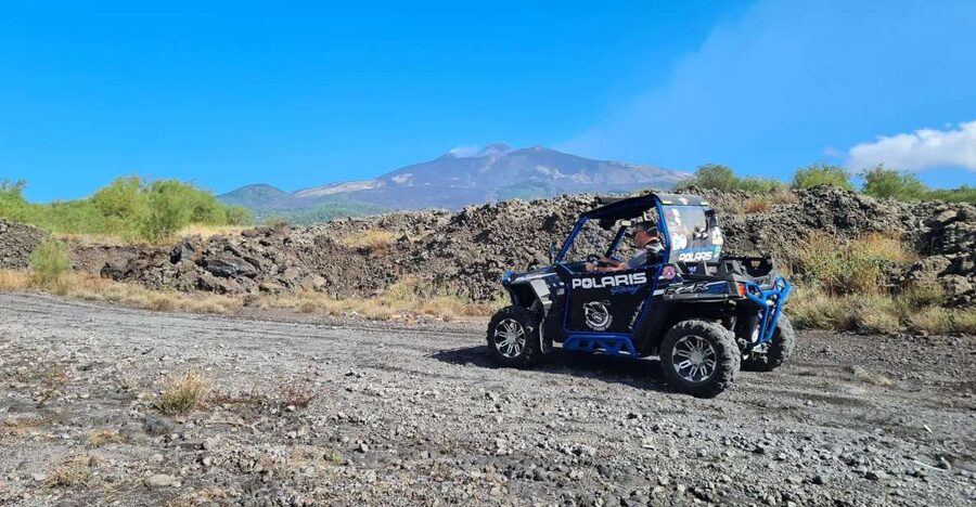 Etna Buggy 4x4 Tour - Rifugio Sapienza and the Corsaro coffee break