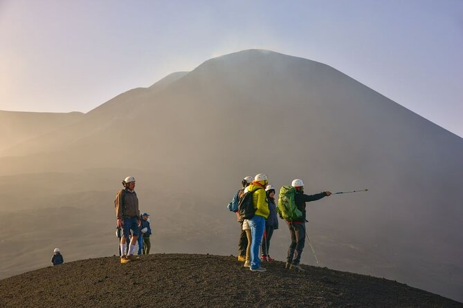ETNA CENTRAL CRATER EXCURSION (3,345 m a.s.l.) - Gear That Actually Helps on a Cold Volcano